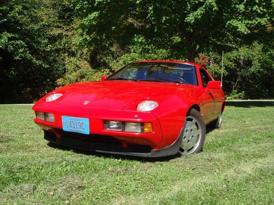 1981 Porsche 928 - Image 8 of 31