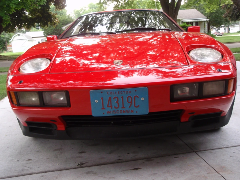 1981 Porsche 928 - Image 13 of 31