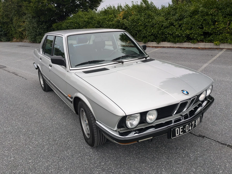 1982 BMW E28 5 Series - Image 10 of 31