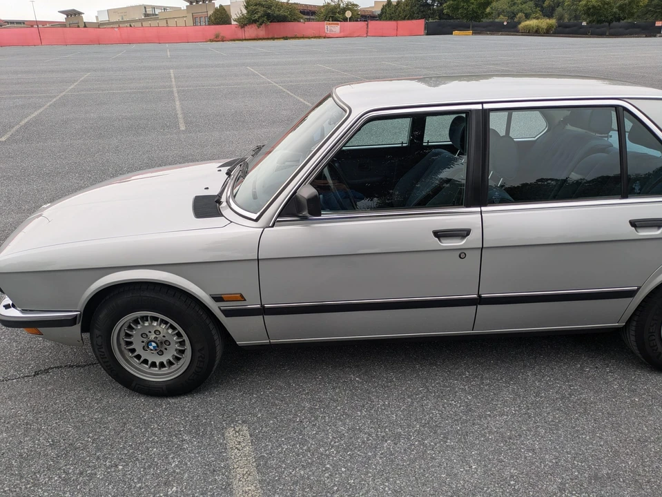 1982 BMW E28 5 Series - Image 28 of 31
