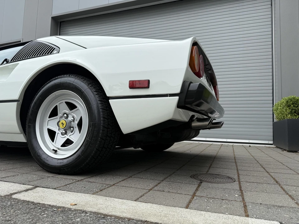 1982 Ferrari 308 GTS QV - Image 17 of 31