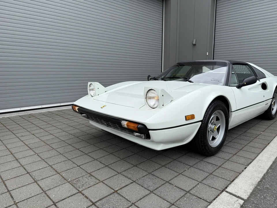 1982 Ferrari 308 GTS QV - Image 13 of 31
