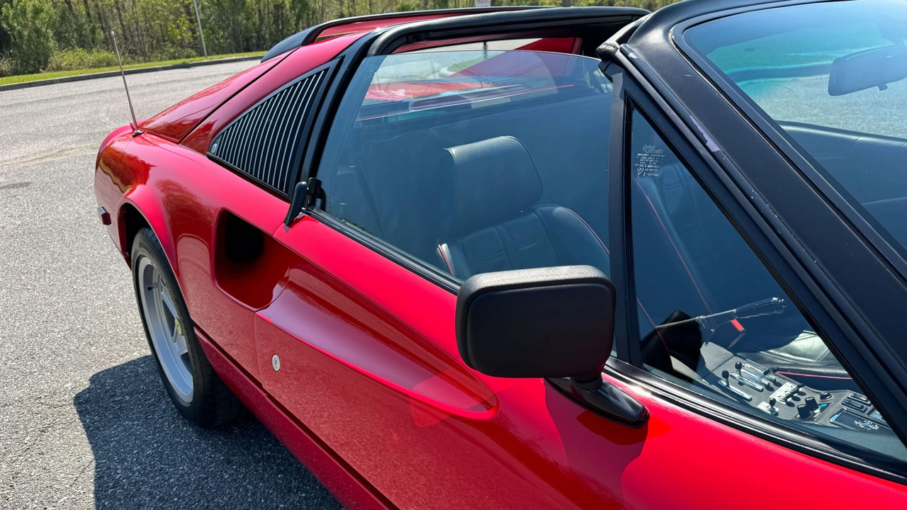 1982 Ferrari 308 GTS QV - Image 20 of 31