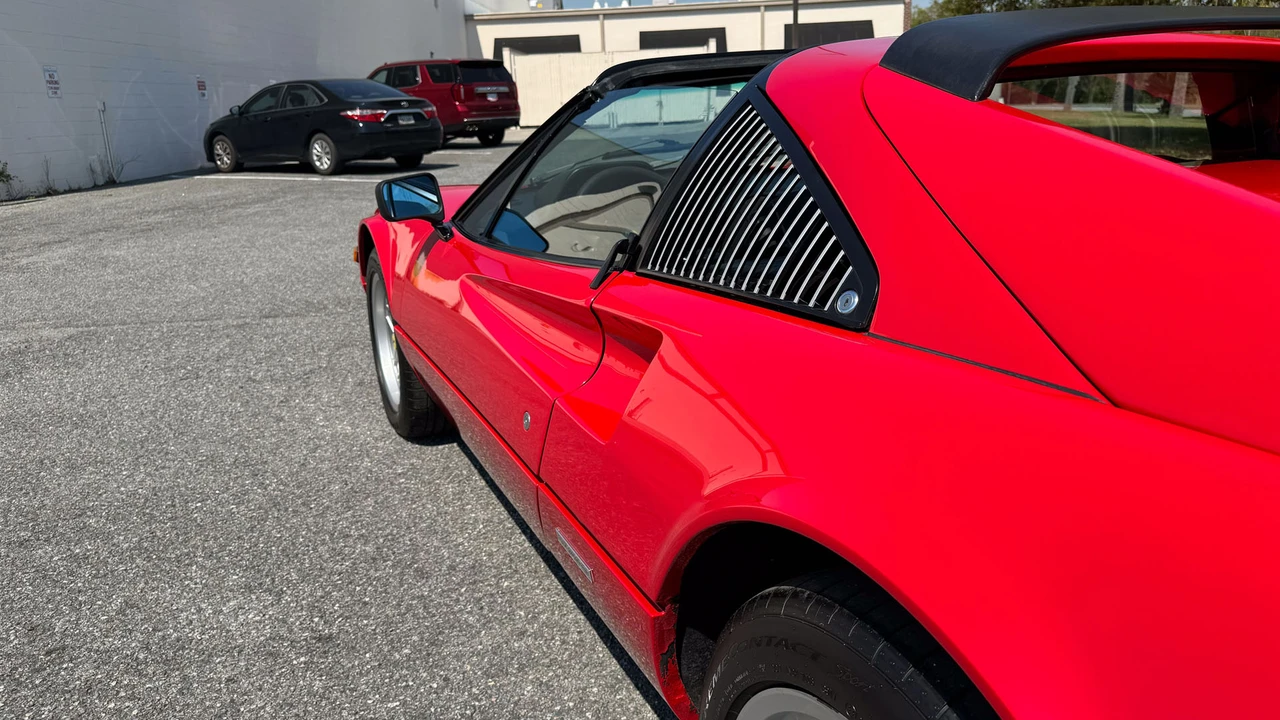 1982 Ferrari 308 GTS QV - Image 22 of 31