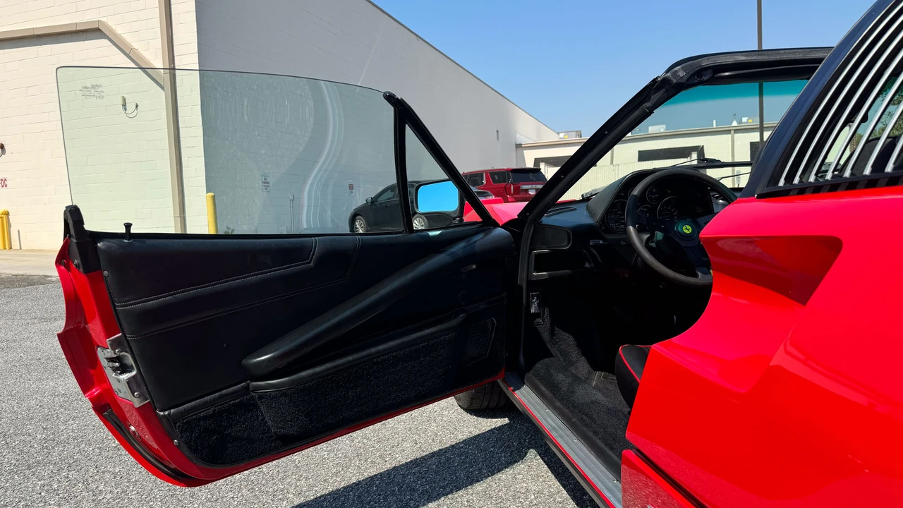 1982 Ferrari 308 GTS QV - Image 29 of 31