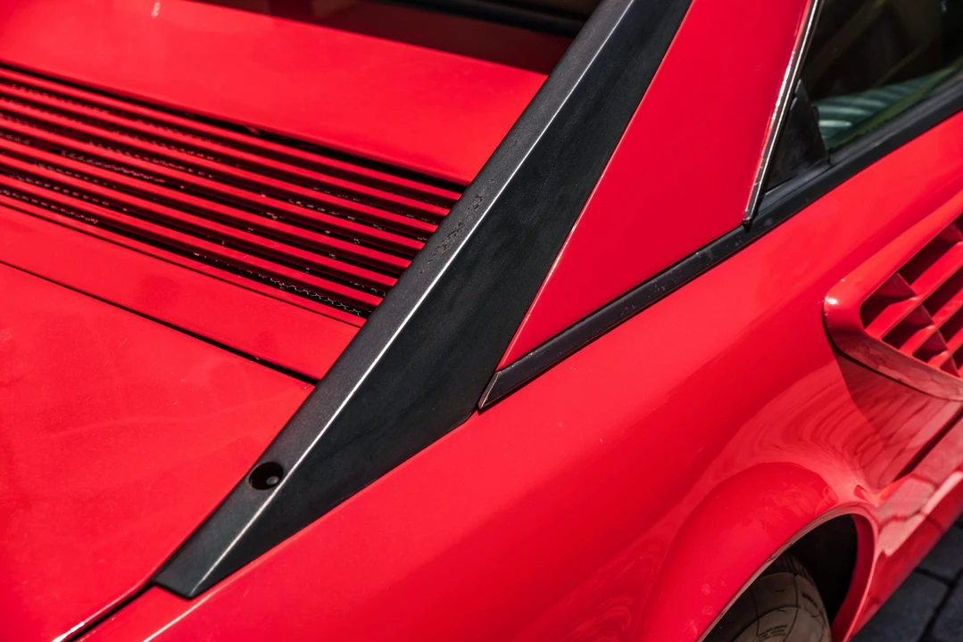 1982 Ferrari Mondial 8 - Image 28 of 31
