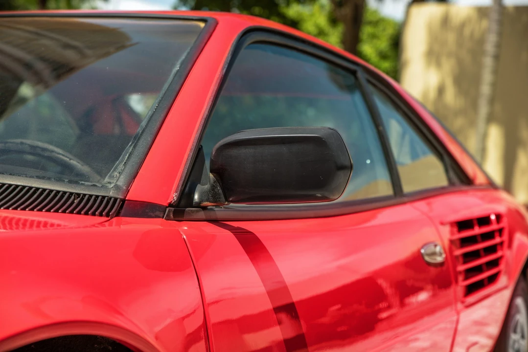 1982 Ferrari Mondial 8 - Image 17 of 31