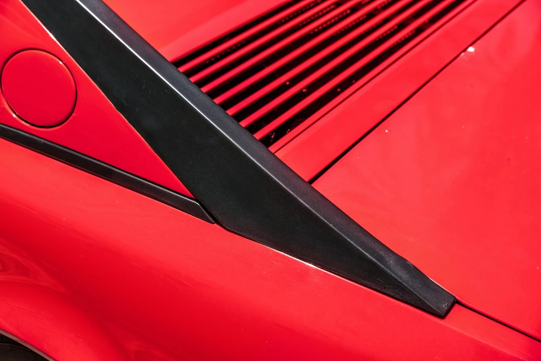 1982 Ferrari Mondial 8 - Image 27 of 31