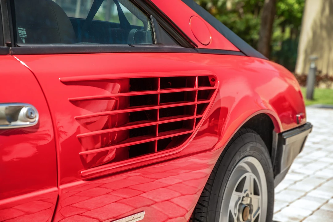 1982 Ferrari Mondial 8 - Image 23 of 31