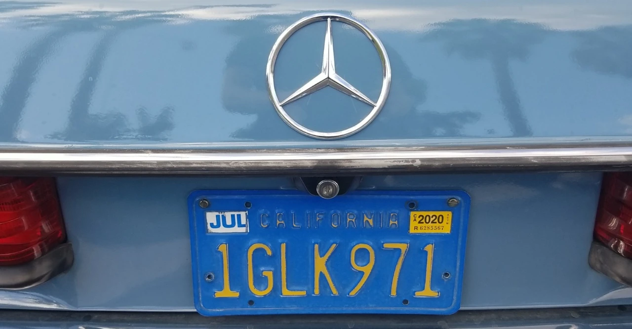 1982 Mercedes-Benz W123 Sedan - Image 21 of 31