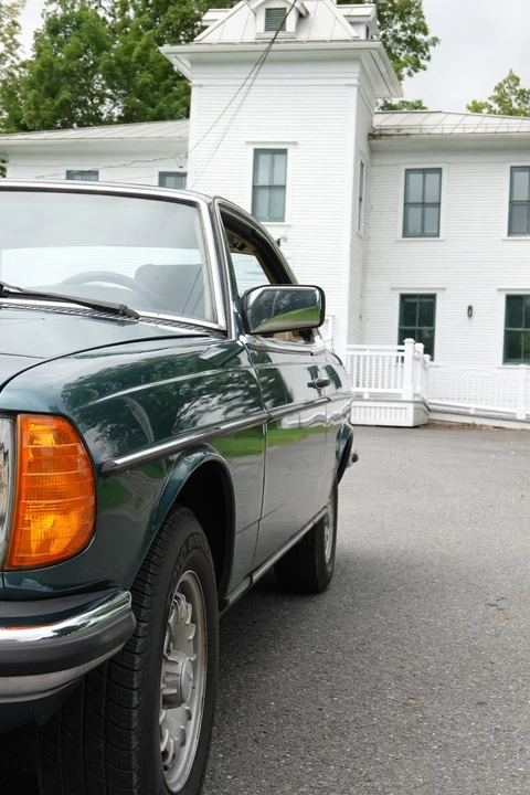 1982 Mercedes-Benz W123 Coupe (C123) - Image 30 of 31