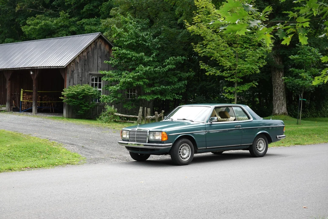 1982 Mercedes-Benz W123 Coupe (C123) - Image 7 of 31