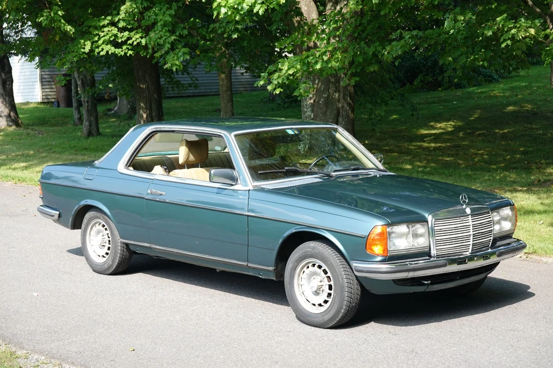 1982 Mercedes-Benz W123 Coupe (C123) - Image 19 of 31