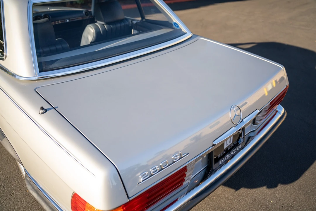 1982 Mercedes-Benz R107 SL-Class - Image 25 of 31