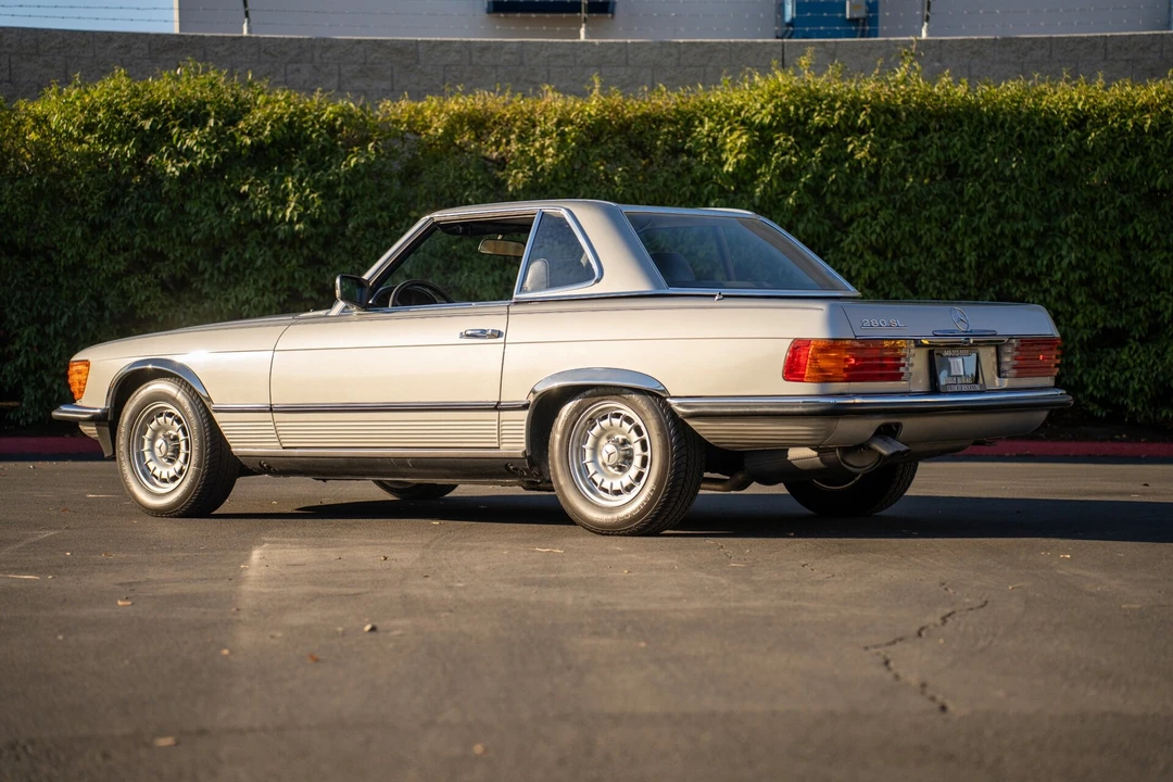 1982 Mercedes-Benz R107 SL-Class - Image 16 of 31