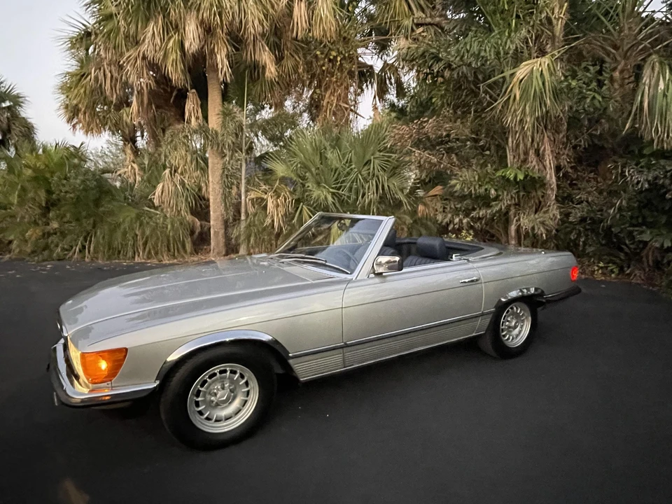 1982 Mercedes-Benz R107 SL-Class - Image 2 of 31