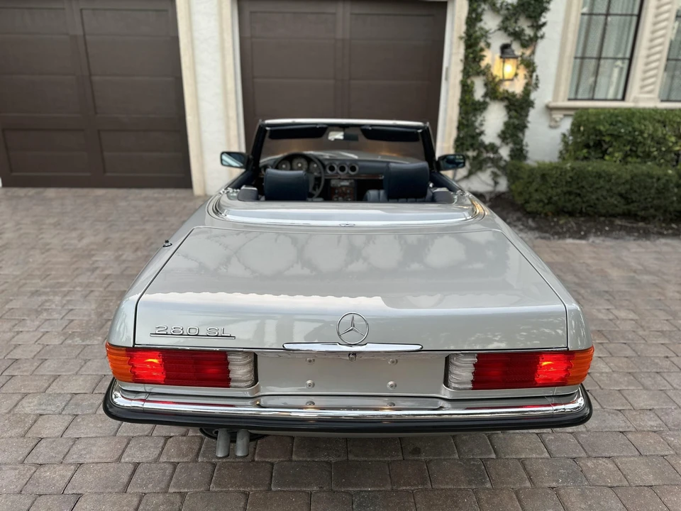 1982 Mercedes-Benz R107 SL-Class - Image 12 of 31