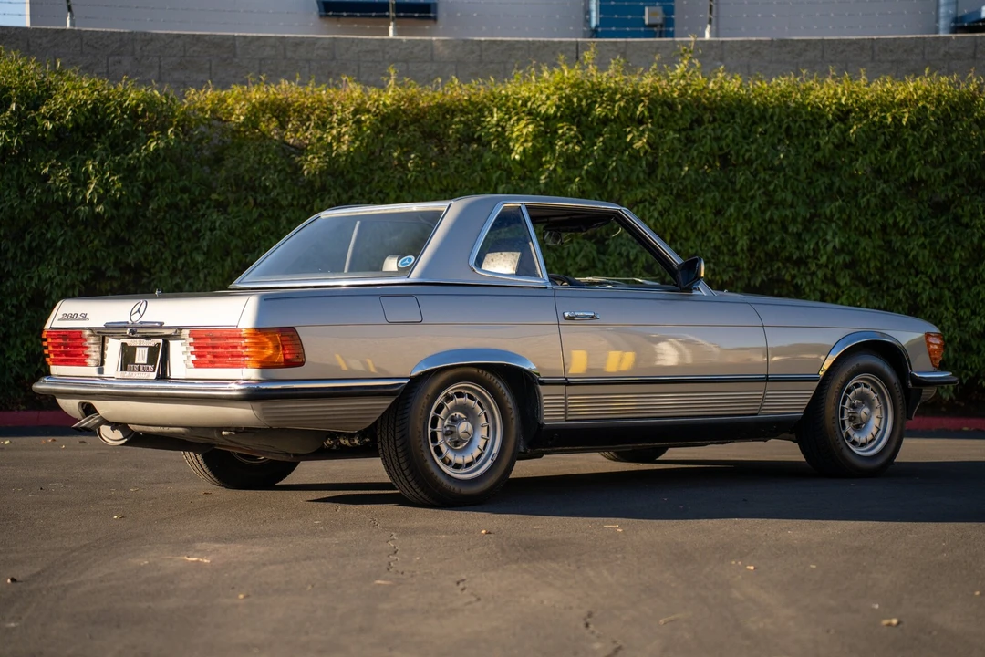 1982 Mercedes-Benz R107 SL-Class - Image 11 of 31