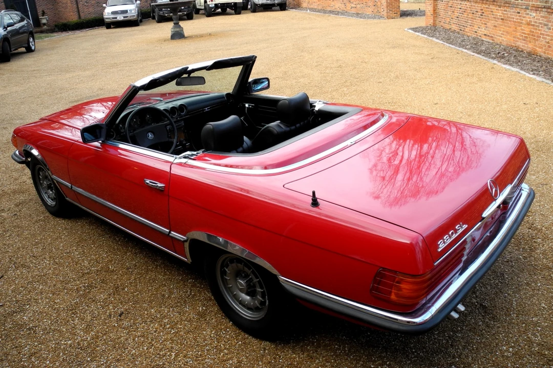 1982 Mercedes-Benz R107 SL-Class - Image 13 of 31