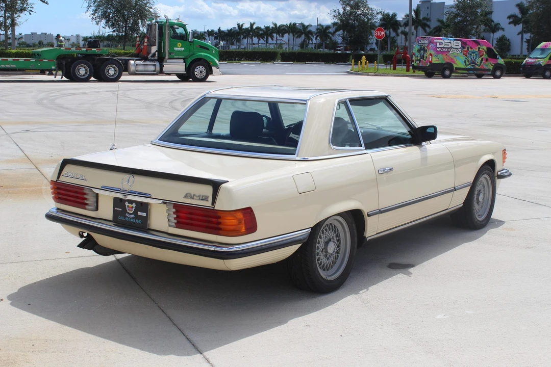 1982 Mercedes-Benz R107 SL-Class - Image 6 of 31