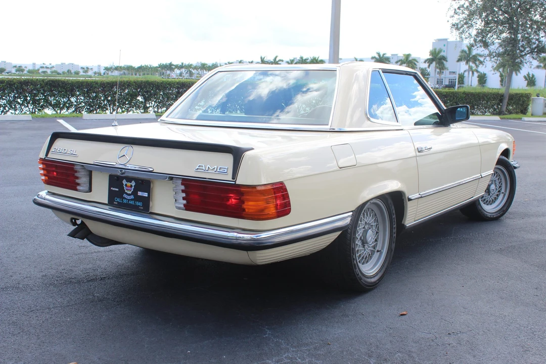 1982 Mercedes-Benz R107 SL-Class - Image 14 of 31