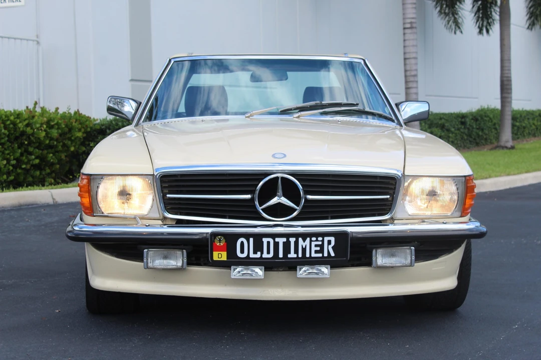 1982 Mercedes-Benz R107 SL-Class - Image 9 of 31