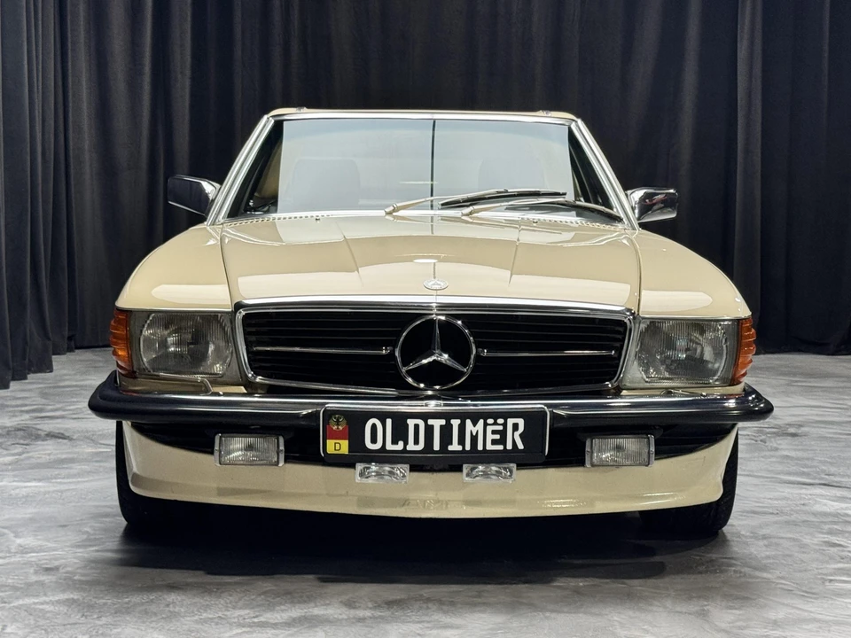 1982 Mercedes-Benz R107 SL-Class - Image 18 of 31
