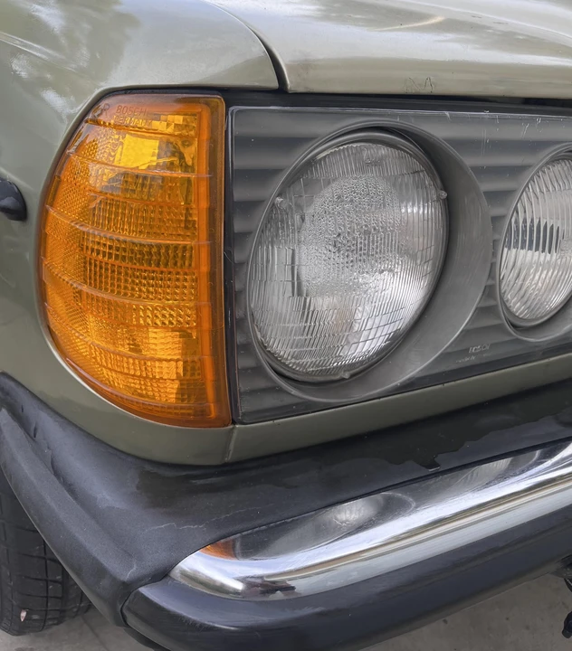 1982 Mercedes-Benz W123 Sedan - Image 26 of 31