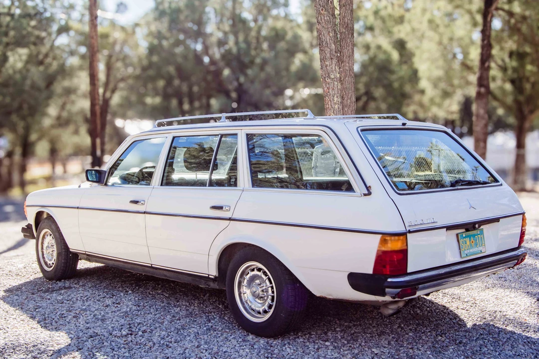 1982 Mercedes-Benz W123 Wagon (S123) - Image 5 of 31
