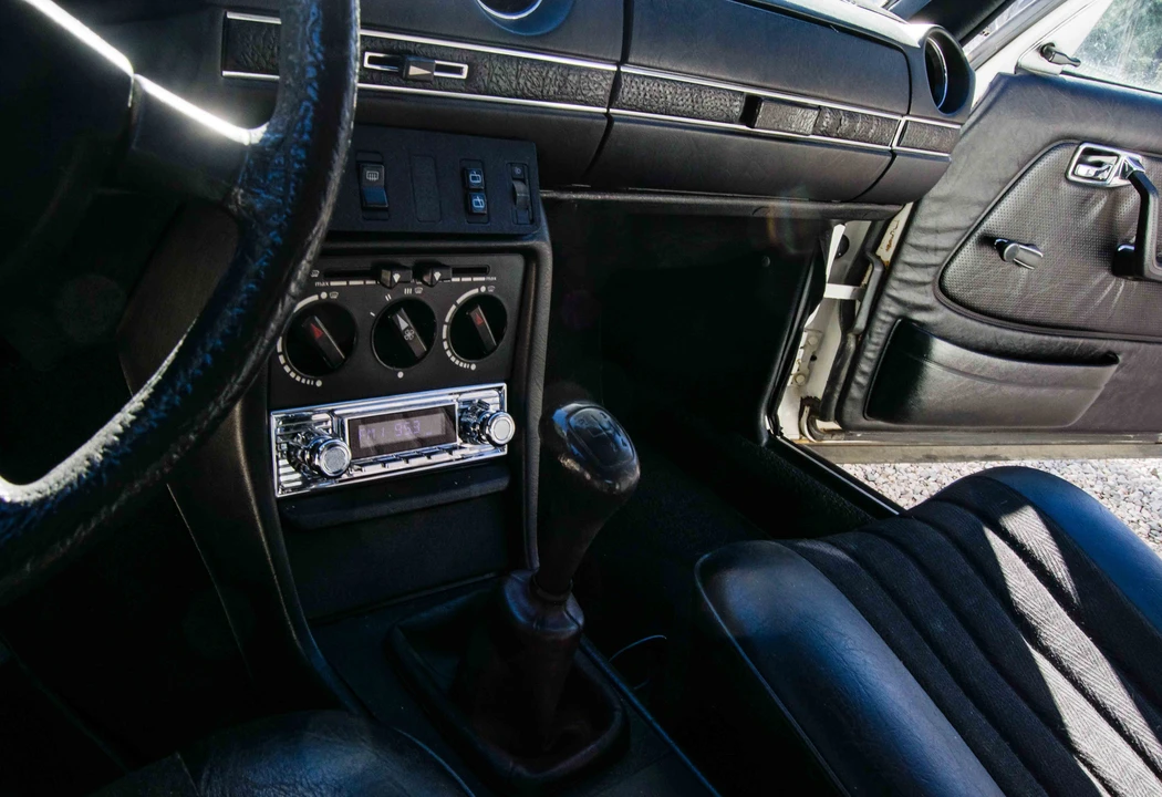 1982 Mercedes-Benz W123 Wagon (S123) - Image 30 of 31