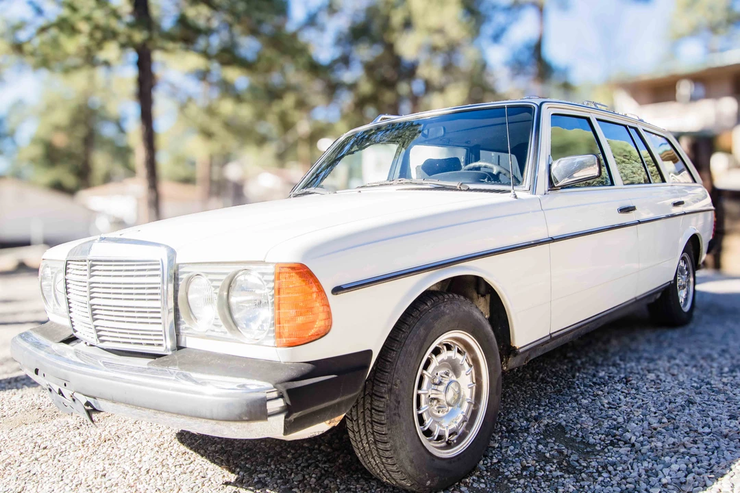 1982 Mercedes-Benz W123 Wagon (S123) - Image 3 of 31