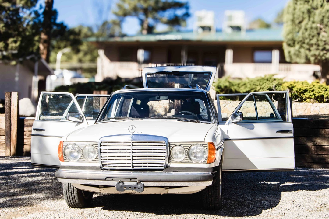 1982 Mercedes-Benz W123 Wagon (S123) - Image 10 of 31