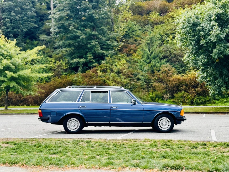 1982 Mercedes-Benz W123 Wagon (S123) - Image 15 of 31