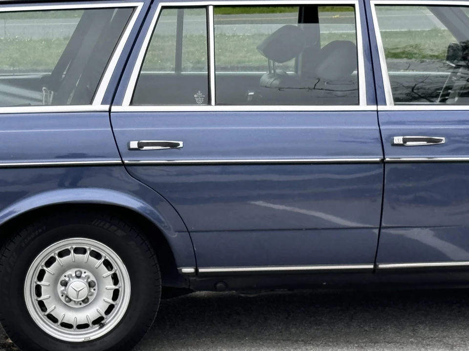 1982 Mercedes-Benz W123 Wagon (S123) - Image 29 of 31