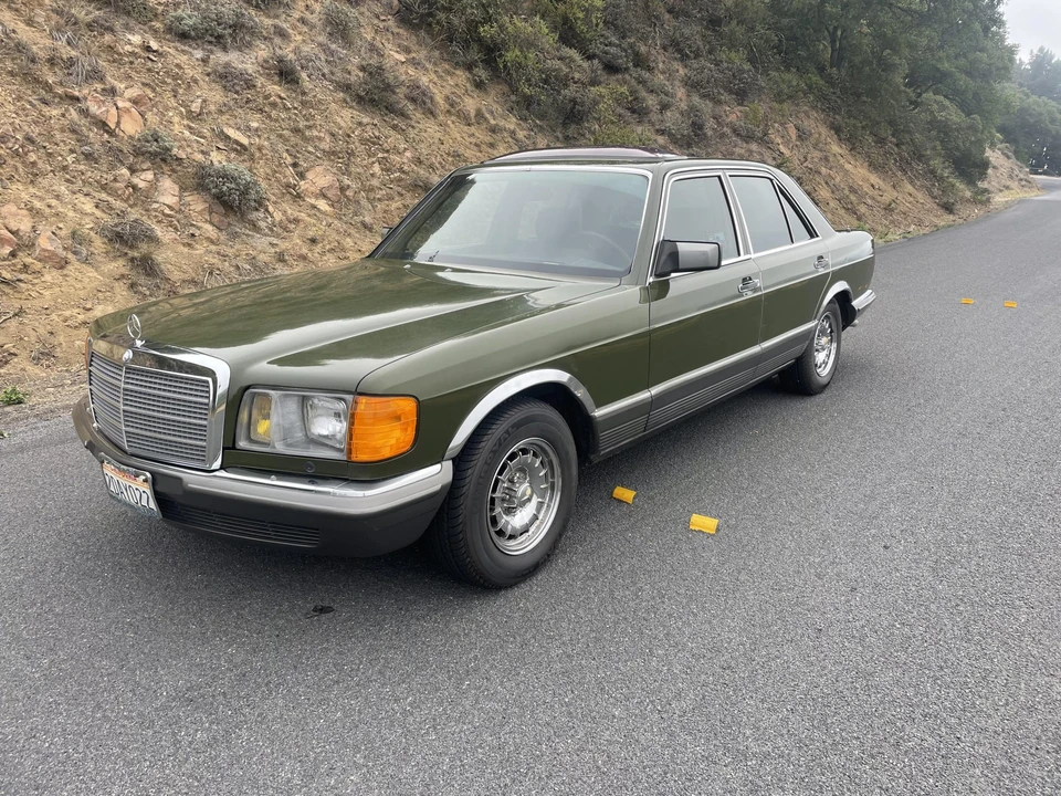 1982 Mercedes-Benz W126 S-Class Sedan - Image 14 of 31