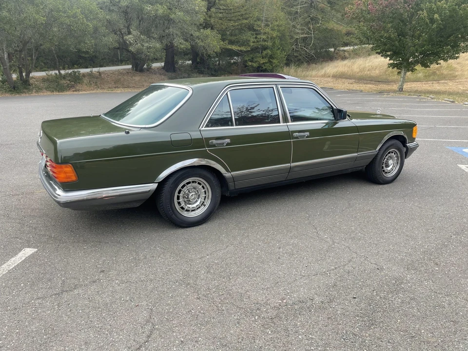 1982 Mercedes-Benz W126 S-Class Sedan - Image 28 of 31