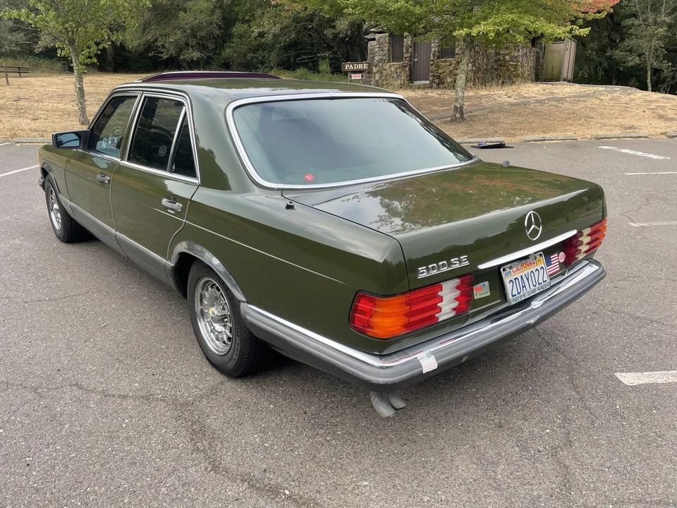 1982 Mercedes-Benz W126 S-Class Sedan - Image 19 of 31