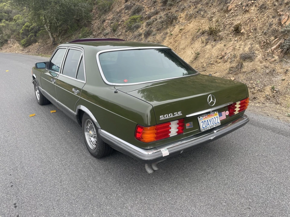 1982 Mercedes-Benz W126 S-Class Sedan - Image 18 of 31