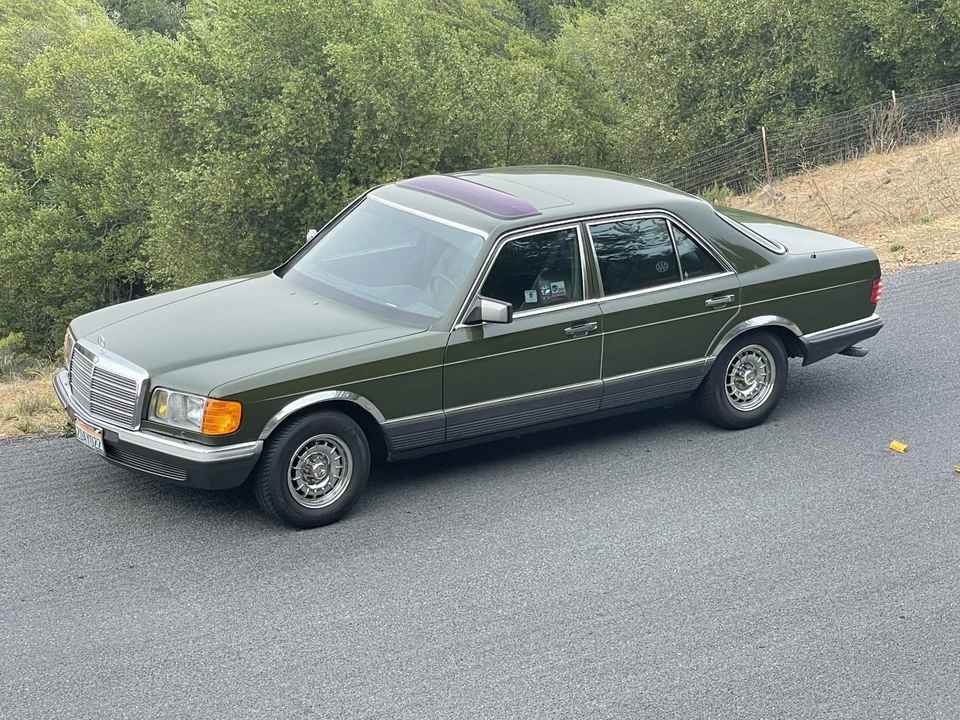 1982 Mercedes-Benz W126 S-Class Sedan - Image 12 of 31