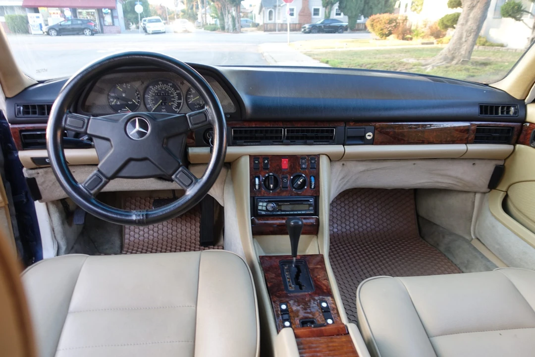 1982 Mercedes-Benz C126 S-Class Coupe - Image 26 of 31