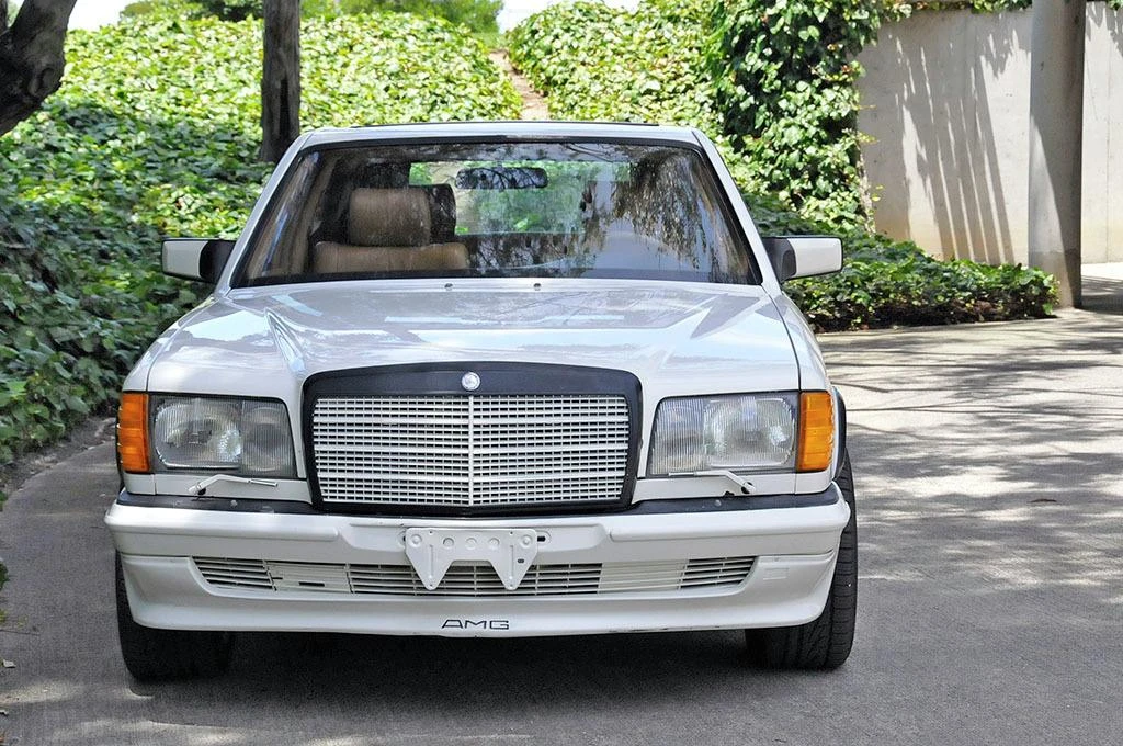 1982 Mercedes-Benz W126 S-Class Sedan - Image 4 of 31
