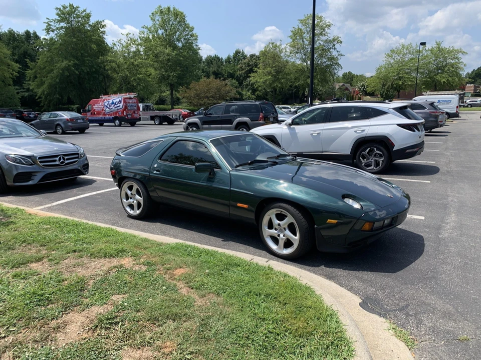 1982 Porsche 928 S - Image 10 of 31