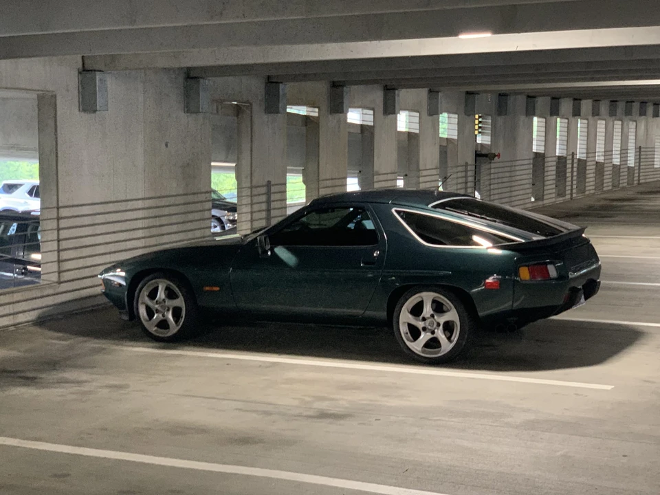 1982 Porsche 928 S - Image 3 of 31