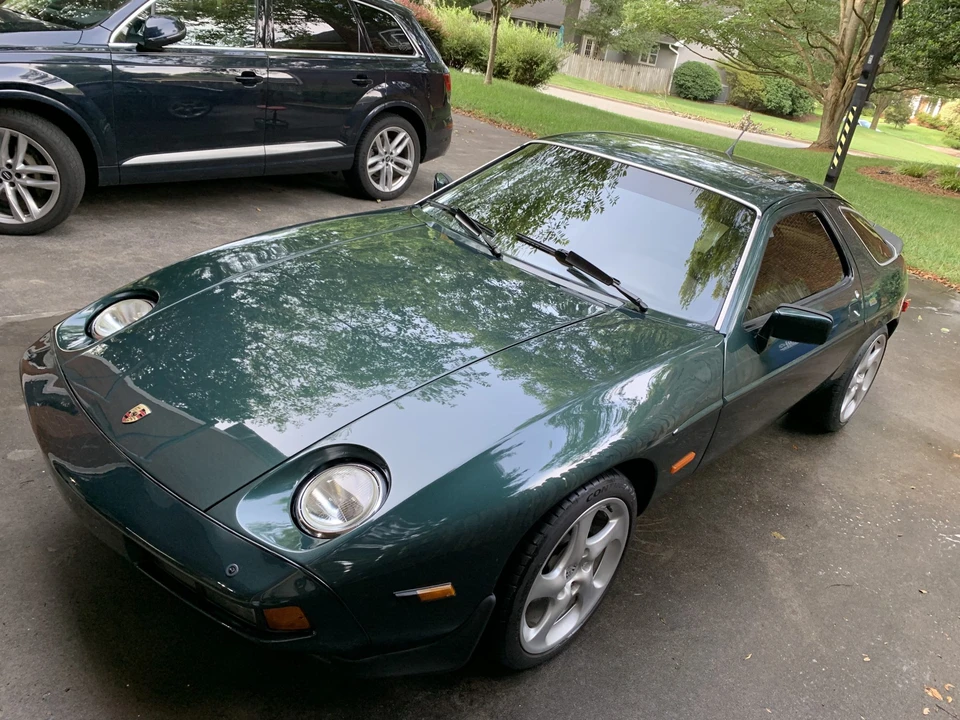 1982 Porsche 928 S - Image 2 of 31