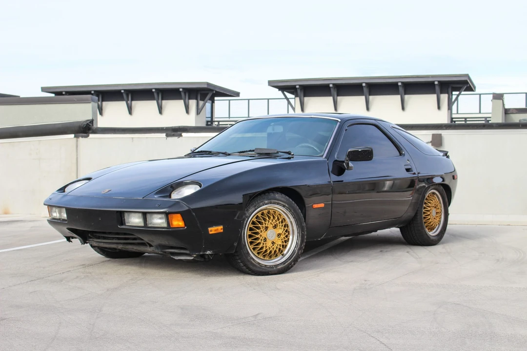 1982 Porsche 928 S - Image 3 of 31