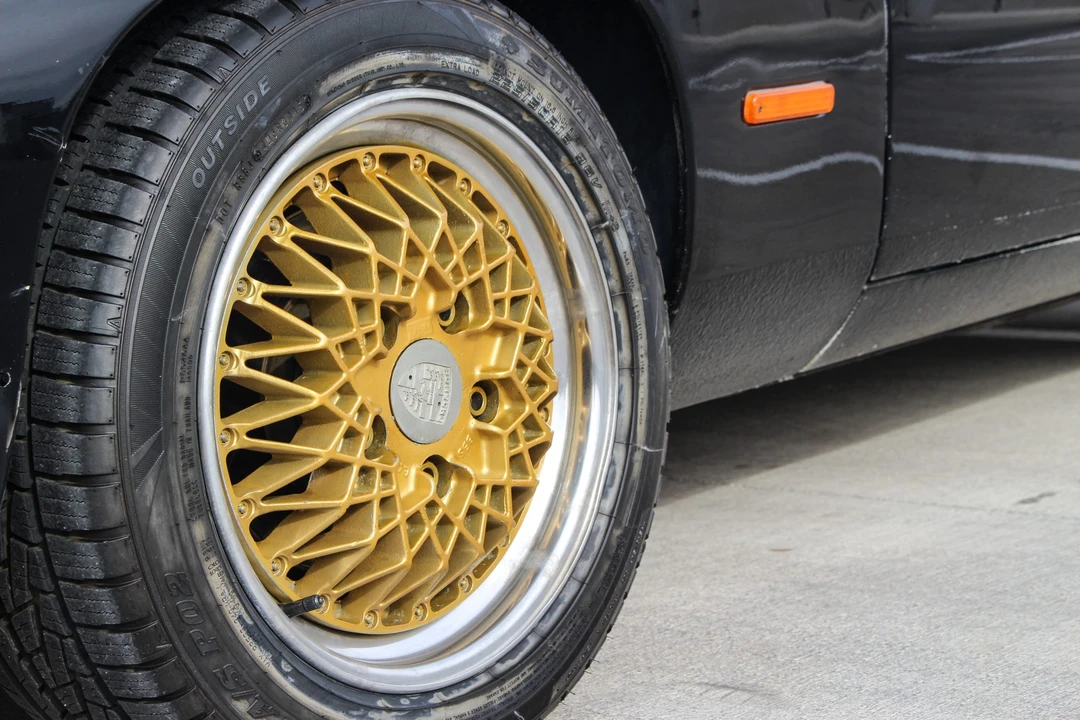 1982 Porsche 928 S - Image 23 of 31