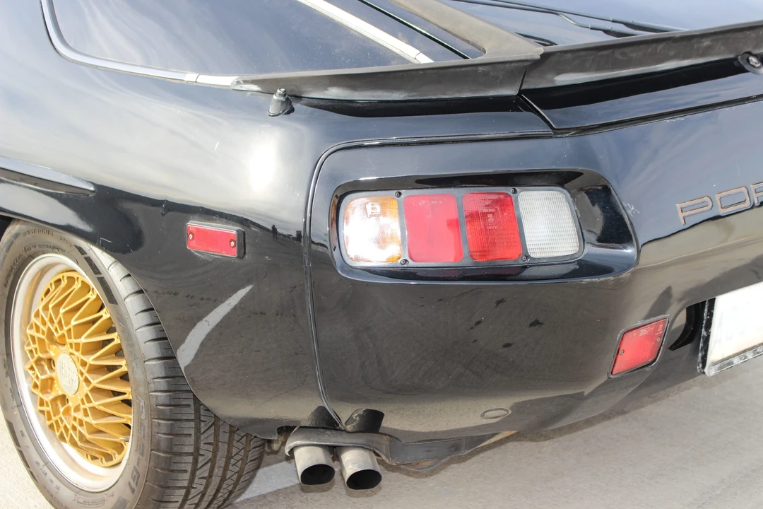 1982 Porsche 928 S - Image 19 of 31
