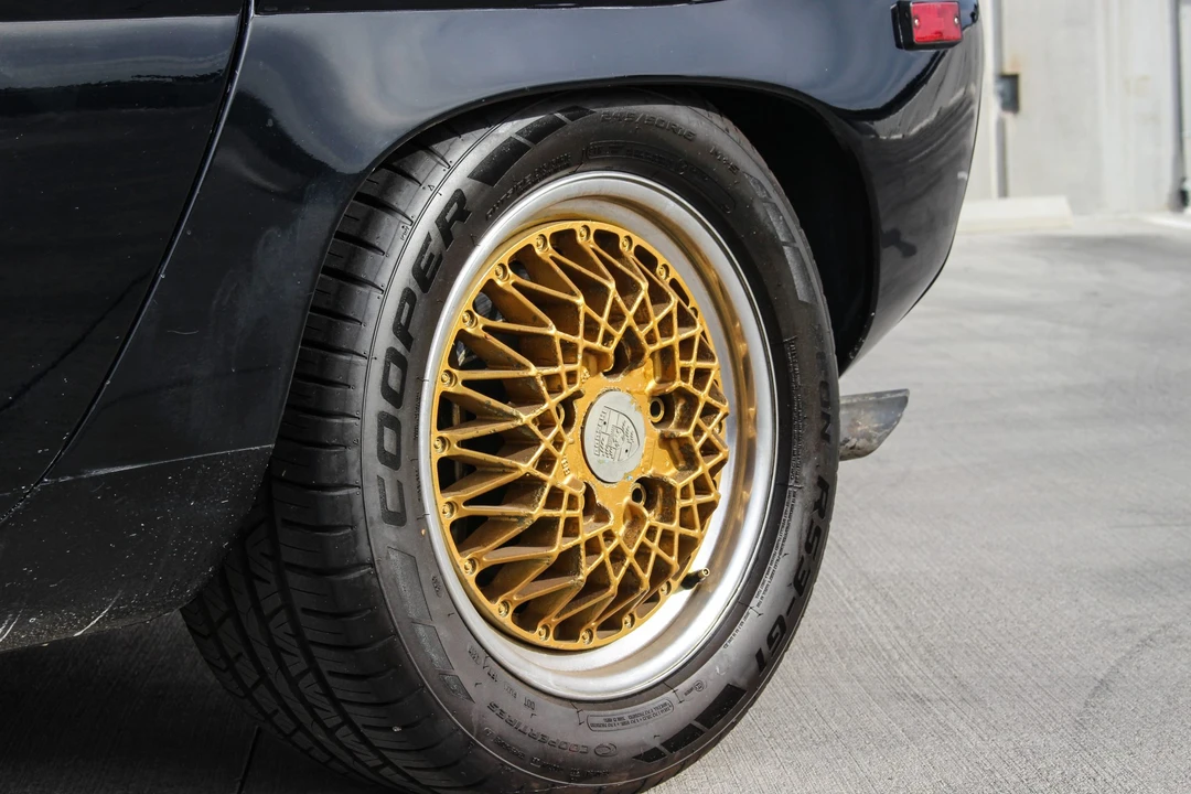 1982 Porsche 928 S - Image 24 of 31