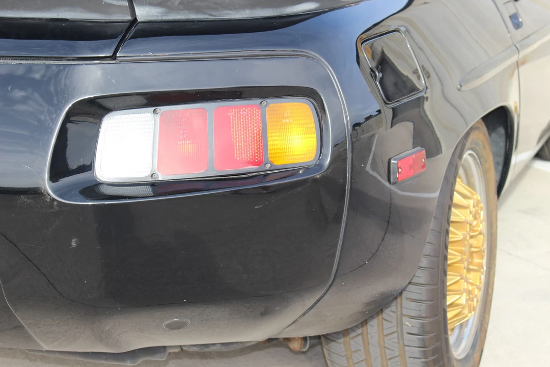 1982 Porsche 928 S - Image 21 of 31