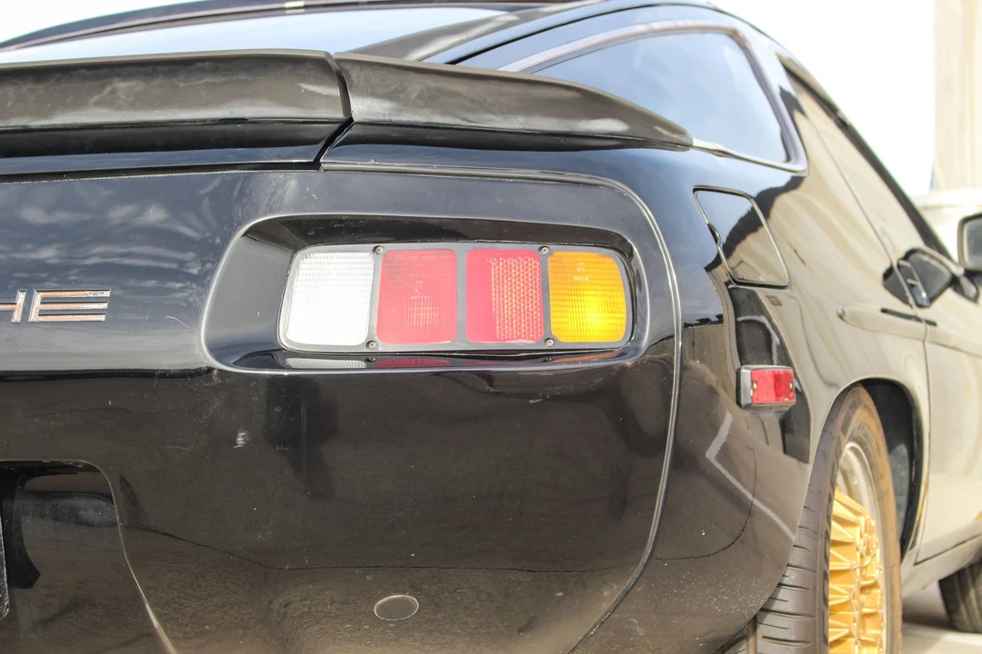 1982 Porsche 928 S - Image 22 of 31